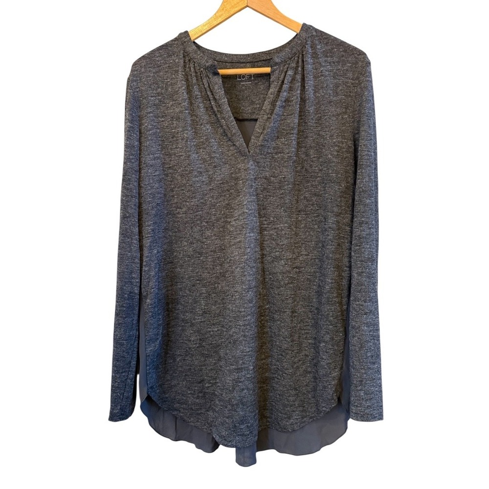 Loft Wm' Gray Mixed Front/Back Material V- Neck Casual Long Sleeve Blouse Size L